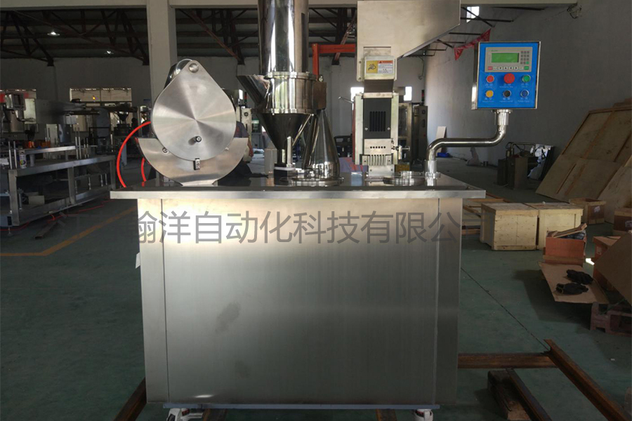 半自动胶囊填充机2